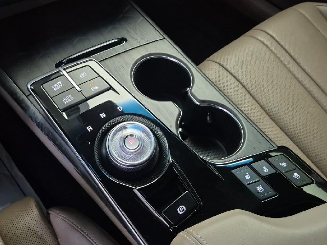 6081502140R8.jpg