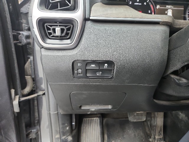 lotterental_22050966_XH2nK_2.jpg