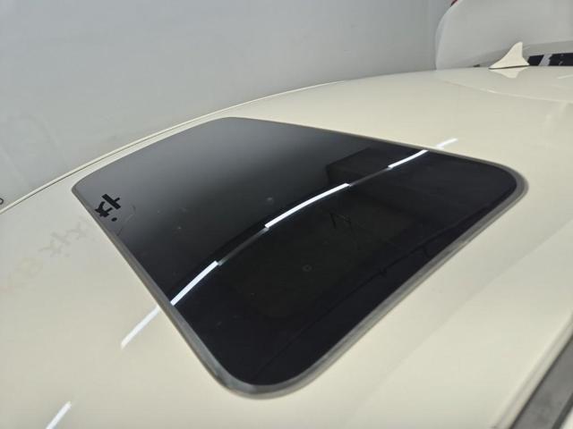 6051000299R13.jpg