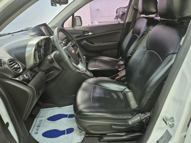 6051500205R11.jpg