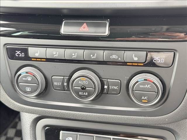 ac9b16d1ef4886bdf0d03bddc8dcb071.jpg