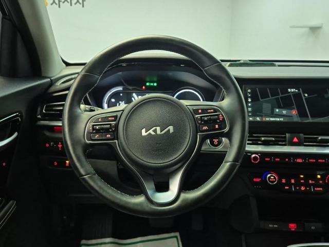 6051500601R9.jpg