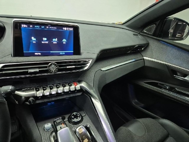 6091000929R10.jpg