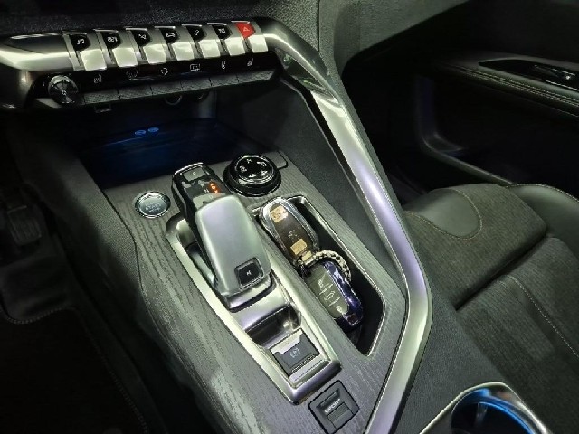 6091000929R8.jpg