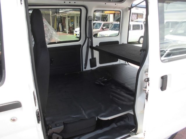 05eb19d9898daea6d0be66ac378362b8.jpg