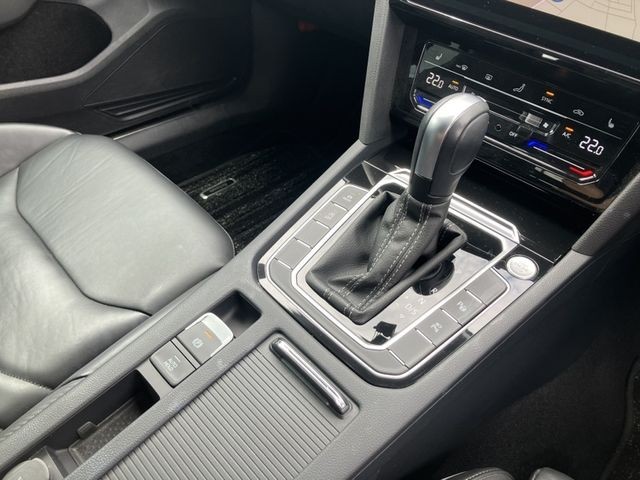 fca2c378e838f86bfc2c8bf84b4bd042.jpg