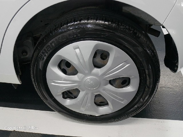 6051500614R19.jpg