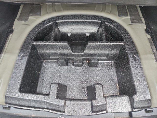 lotterental_162845457_GsQE4_5.jpg