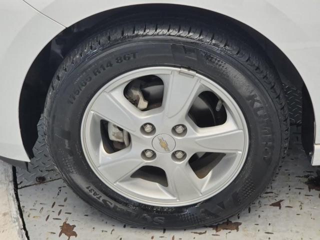 6041500469R19.jpg