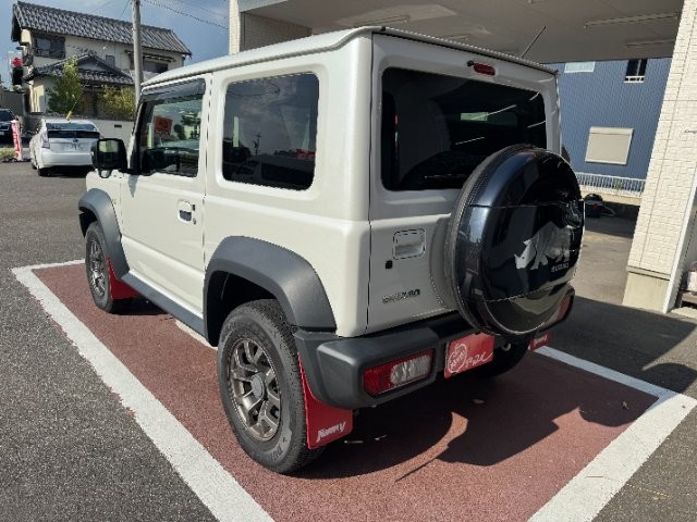 b9fca3fdbdd6035756817ea10dc0852d.jpg