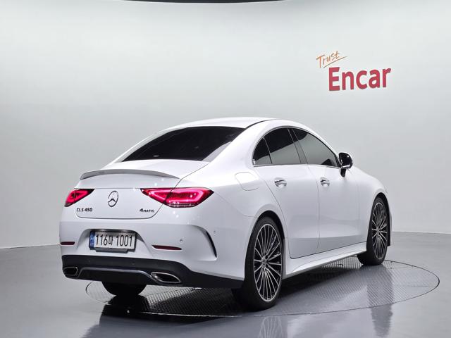 6cecf7859e49965f1f75364048fa496f.jpg