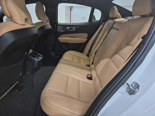 6031500572R12.jpg