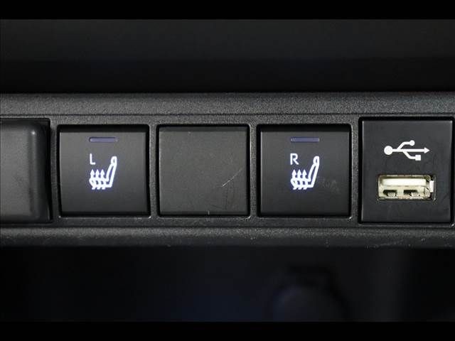 863fef70296e4d4ba15d03f26c19028d.jpg