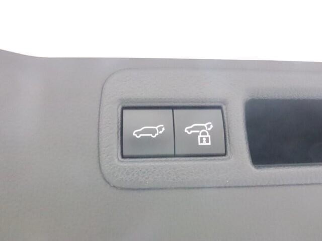 93ff5b4e26c5680f8418e8320540025a.jpg