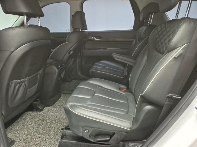 6011000830R12.jpg