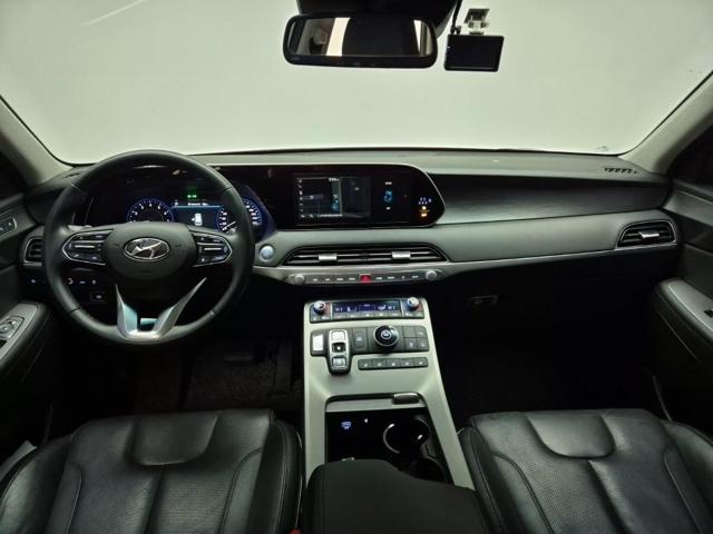 6011000830R7.jpg