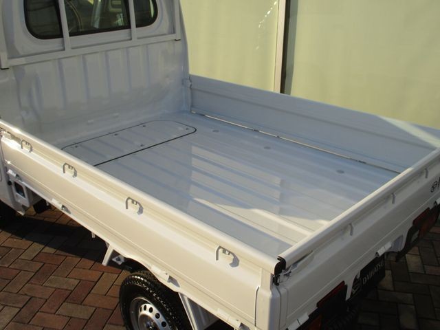 f5e525d203ae82c00f35eef3e986cc70.jpg