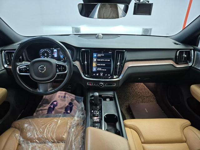6011500724R7.jpg