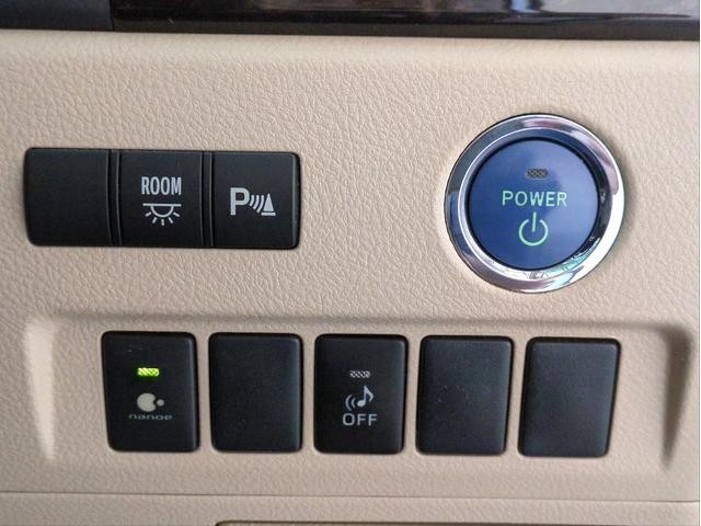 0202228A30261017W00417.jpg