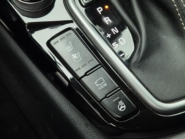 6011000007R18.jpg