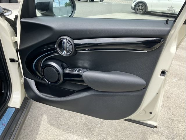 74ef66ac87f1f5754d9c2bf91896dd95.jpg