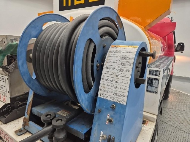 6091001662R17.jpg