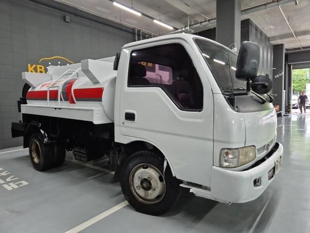 5071000084R4.jpg