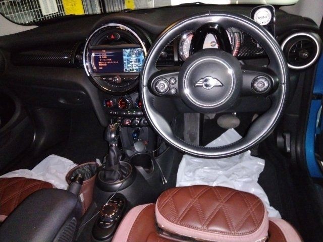 7f2d6408d2206e4ac87d2aa1db9ea3a1.jpg