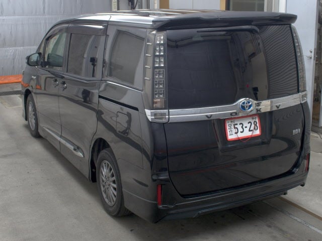 d1c9ecd4e3c14c6264b205eb7cd4fa29.jpg