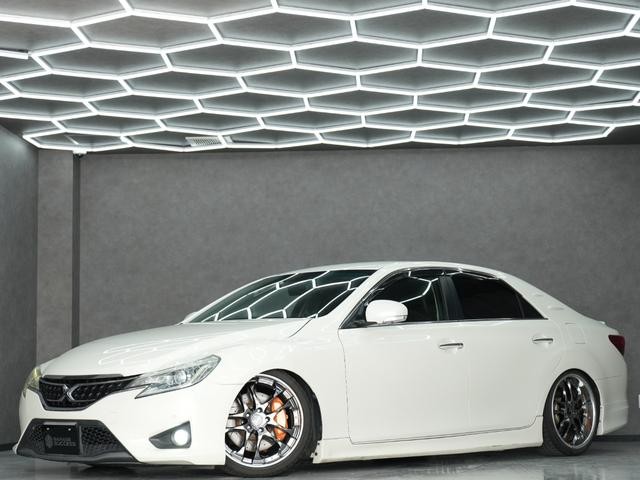 0710251A30261016W00111.jpg