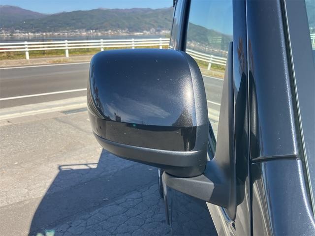 1200619A30261029W00108.jpg