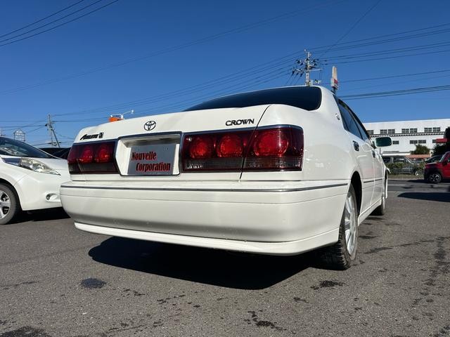 0904084A30261017W00106.jpg