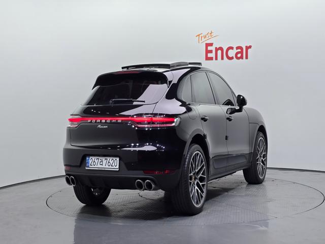 414e0cbede9b215e014e02f91ae818ac.jpg