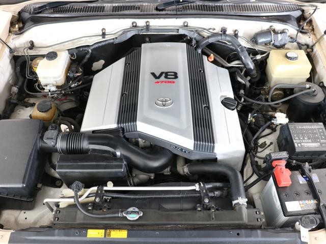 0560694A30260910W00210.jpg