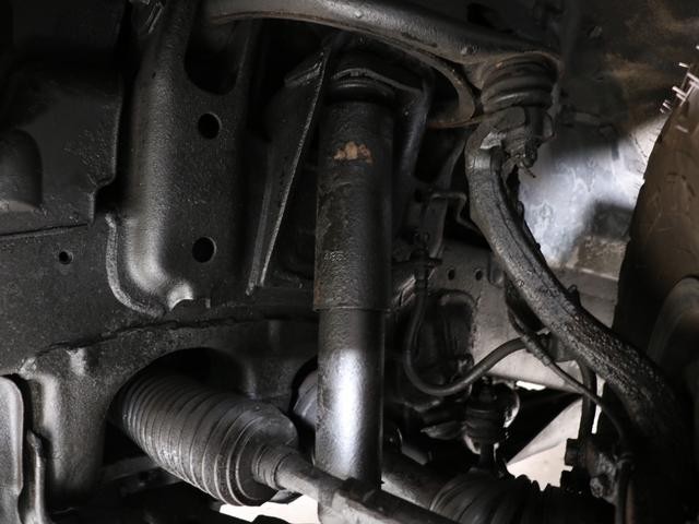 0560694A30260914W00119.jpg