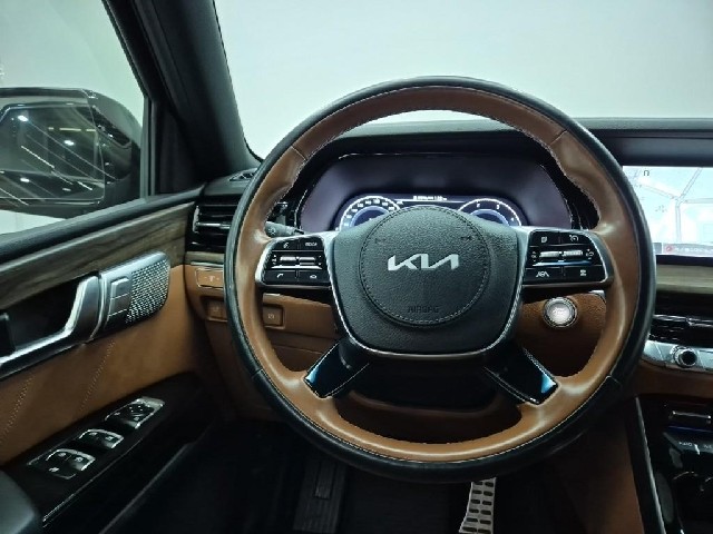6091001353R9.jpg