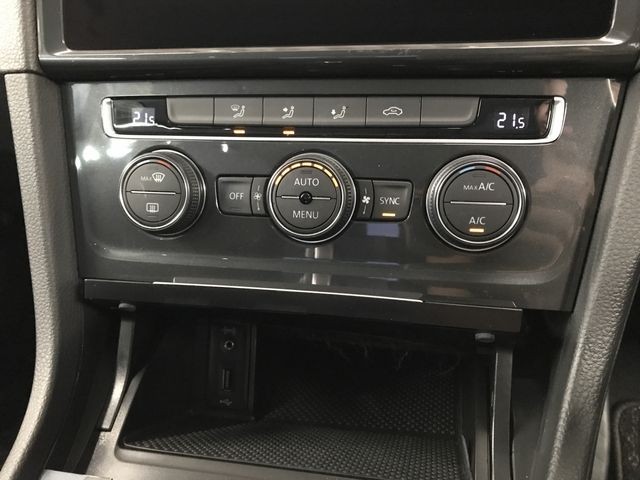 ec9c1d73f241a7ea224741e97f8e22f4.jpg