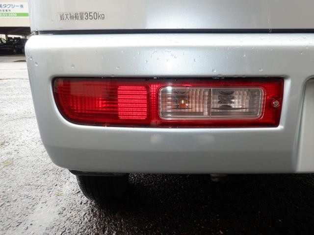 0208004A30260908W00214.jpg