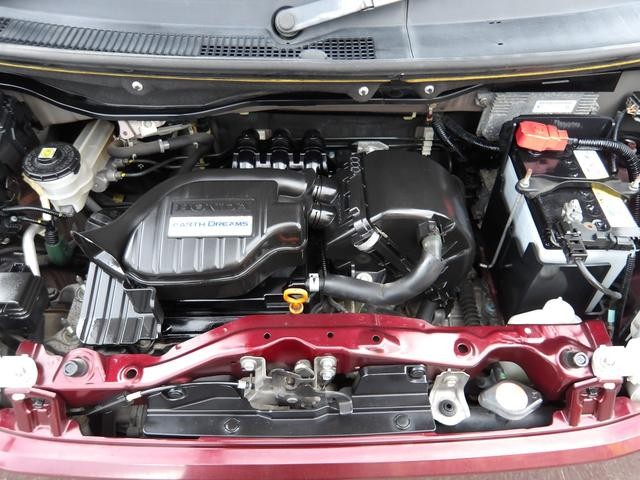 0520536A30261029W00311.jpg