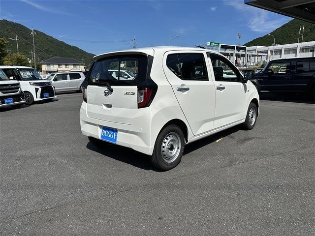 fcd7e8dfb6bcfd5b00718a208fc52f72.jpg