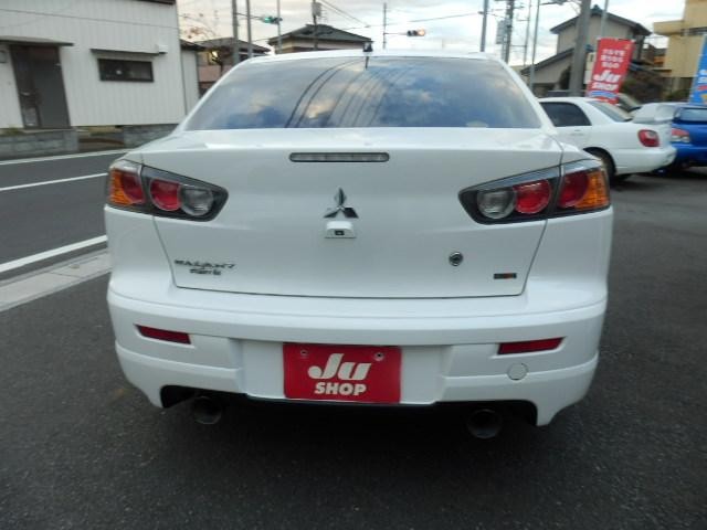 fe4b31cf4e65b85d1b958793dc8e3ae9.jpg