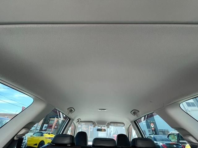 0730170A30261029W00114.jpg
