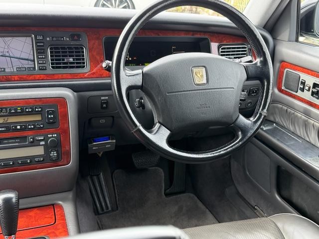 0209396A30261029W00112.jpg