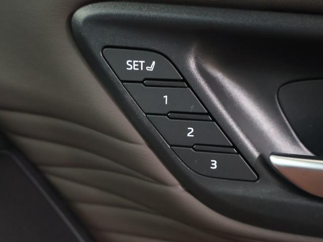 1461e1966148d25ce833ea93688bb210.jpg