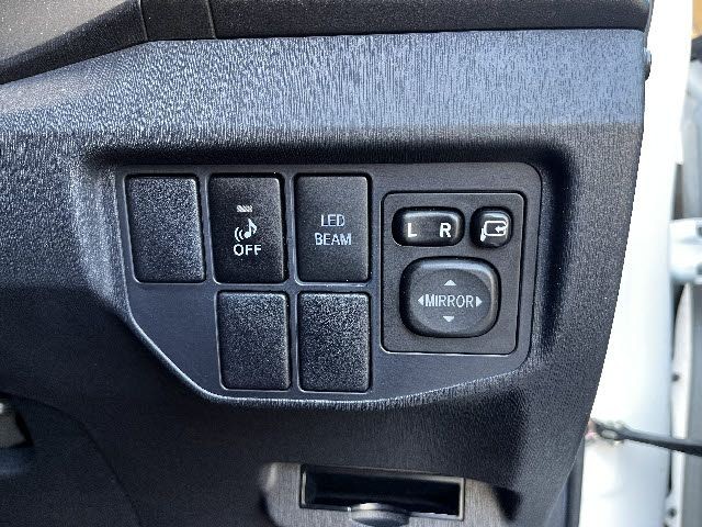b5a79baece7f1a4199bf00e7127564a2.jpg