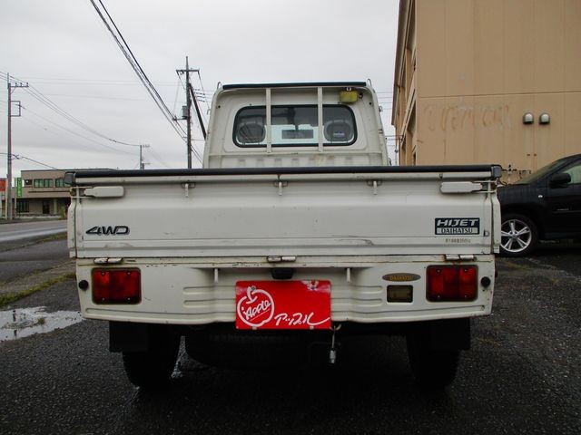 b417af3677d3f9e1828f6730a864f82d.jpg