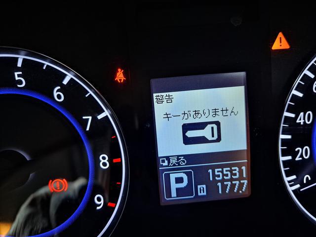 0530156A30250509W00108.jpg