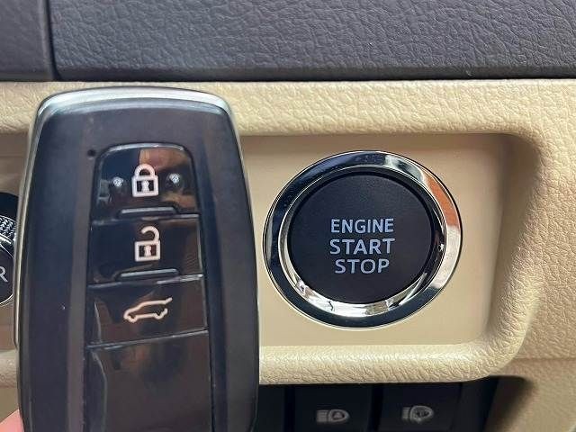 8defa55bd6e8144f144f13aeae9bb023.jpg