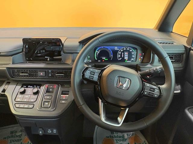 0701093A30260924W00202.jpg