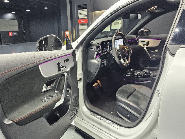 daf44a877d961fd9513084357c6aafa7.jpeg